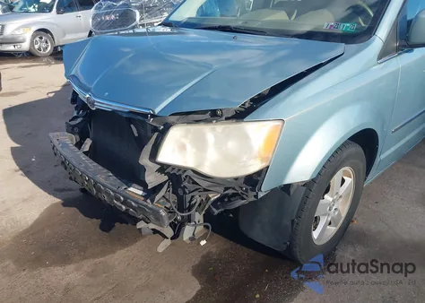 2010 Chrysler Town & Country Touring from USA, damaged, VIN 2A4RR5D19AR271265